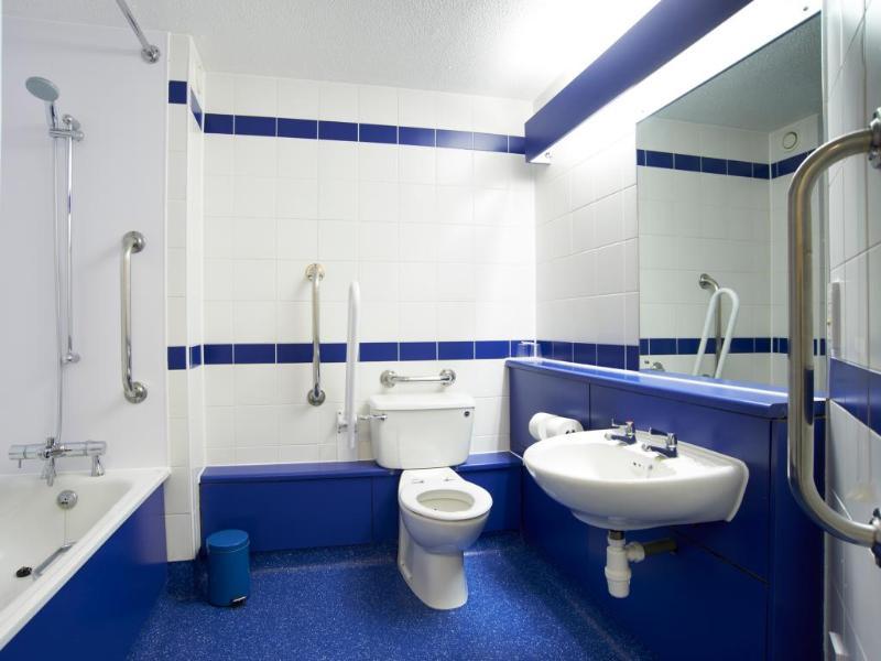 Travelodge Edinburgh Dreghorn Exterior foto