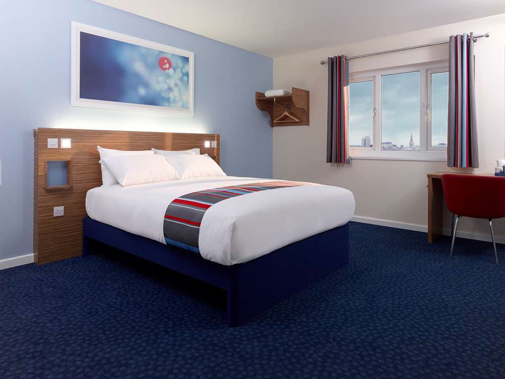 Travelodge Edinburgh Dreghorn Zimmer foto