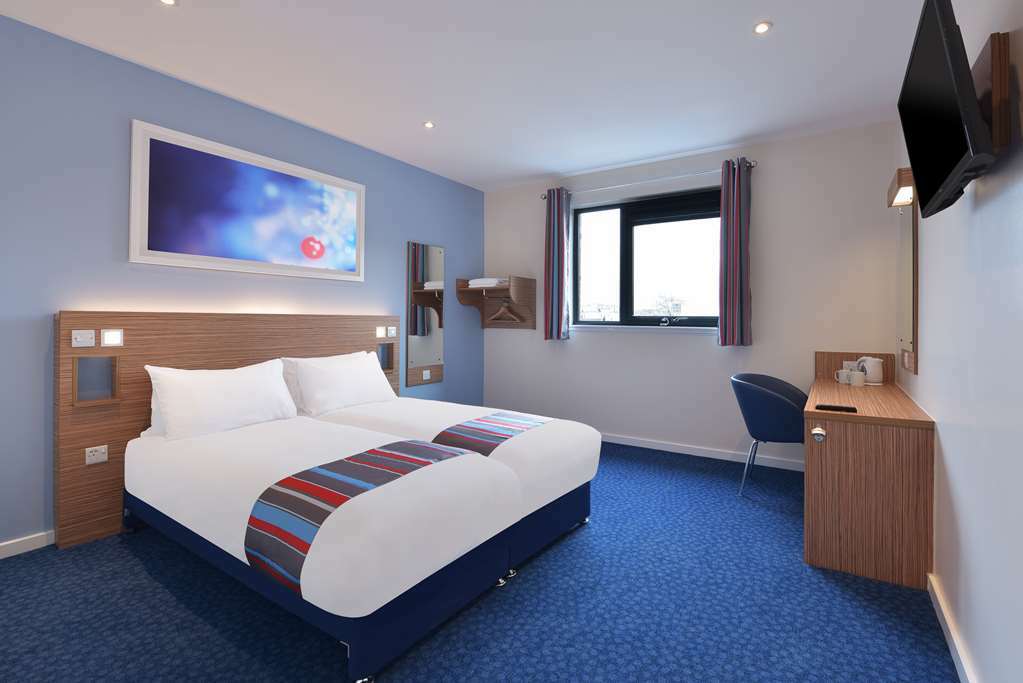 Travelodge Edinburgh Dreghorn Zimmer foto